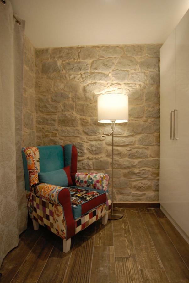 Elegant Residence Rooms & Apartments Split Exterior foto